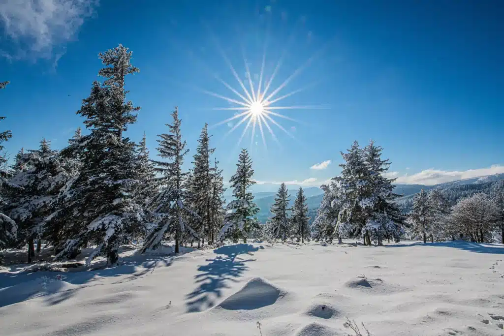 Winteraktivitäten in Gérardmer in den Vogesen.